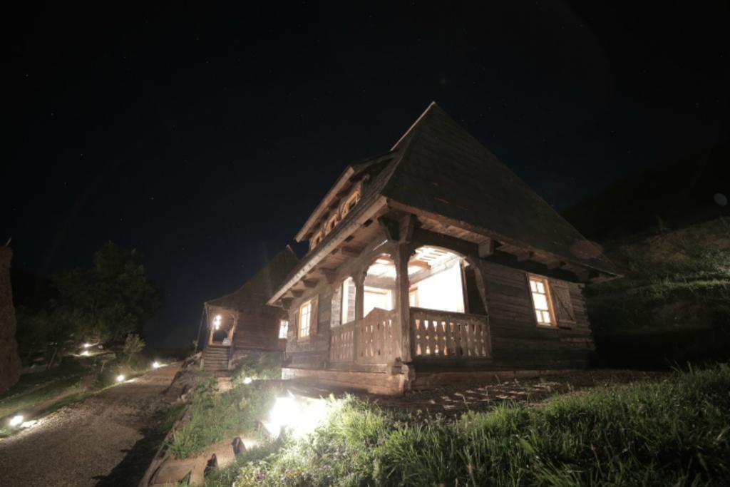 Raven'S Nest Hotel Alsószolcsva Kültér fotó